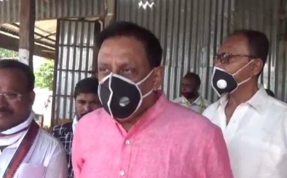 ‘COVID-19 Positive Patient was admitted to Govt hospitals' general beds before found Positive’ : Pijush Biswas ‘COVID-19 Positive Patient was admitted to Govt hospitals' general beds before found Positive’ : Pijush Biswas